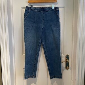 Women’s stretchy waist jeans